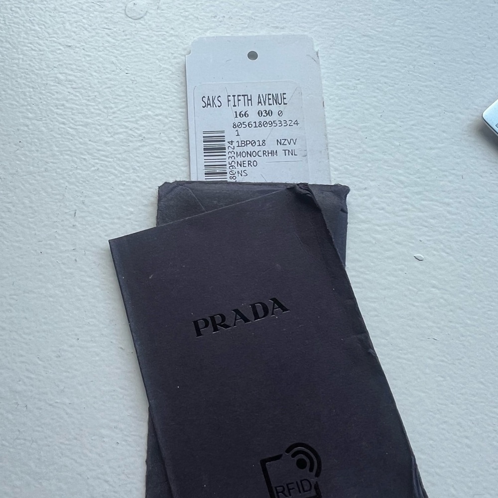 PRADA
Brand-plaque mini Saffiano-leather cross-body bag - Picture 7 of 12